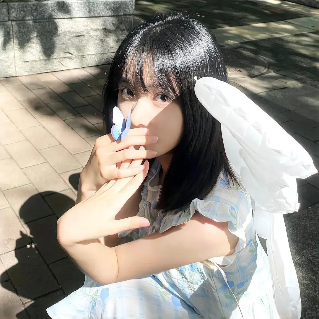 凛子小姐想试试 海报